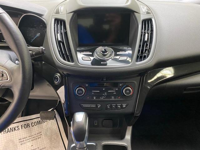 Photo of 2019 Ingot Silver Ford Escape