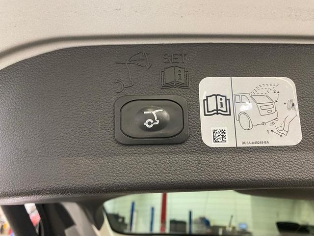 Photo of 2019 Ingot Silver Ford Escape