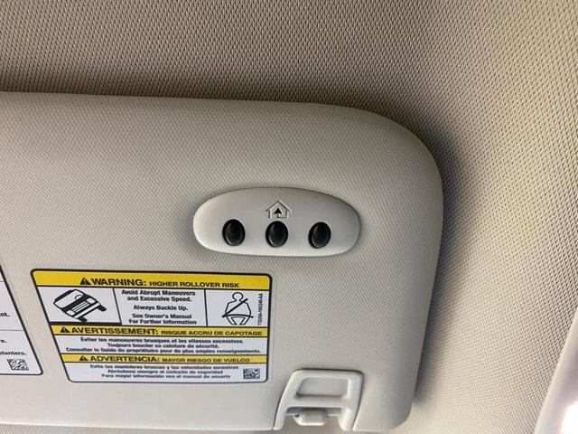 Photo of 2019 Ingot Silver Ford Escape