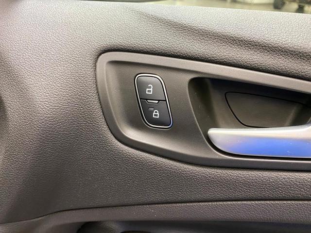 Photo of 2019 Ingot Silver Ford Escape