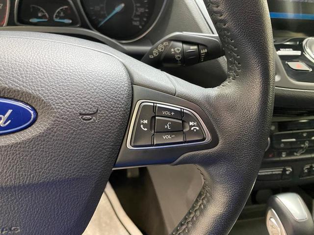Photo of 2019 Ingot Silver Ford Escape