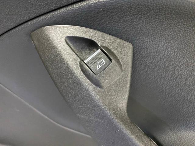 Photo of 2019 Ingot Silver Ford Escape