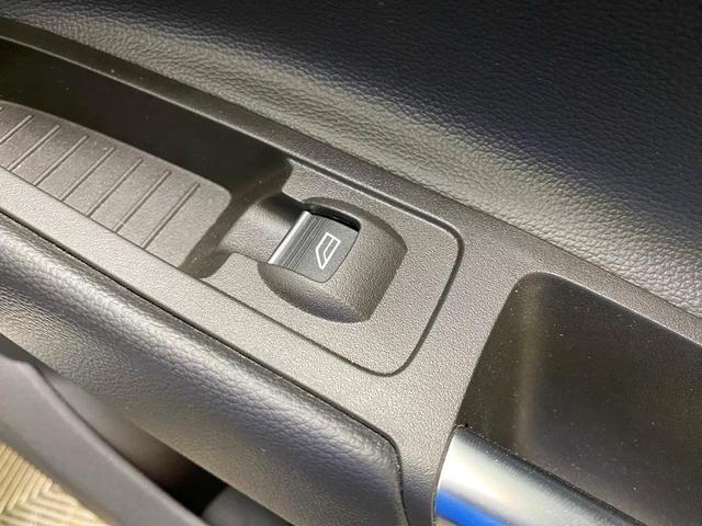 Photo of 2019 Ingot Silver Ford Escape
