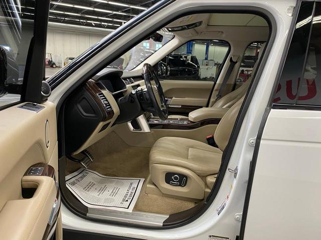 Photo of 2017 Fuji White Land Rover Range Rover