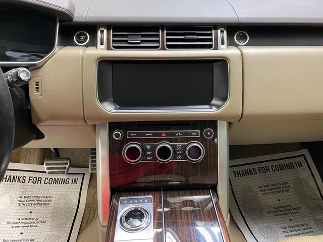 Photo of 2017 Fuji White Land Rover Range Rover