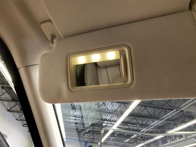 Photo of 2017 Fuji White Land Rover Range Rover