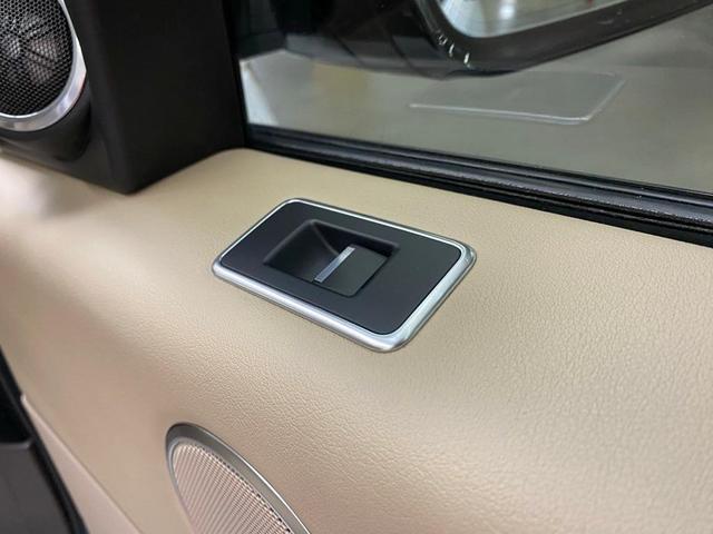 Photo of 2017 Fuji White Land Rover Range Rover