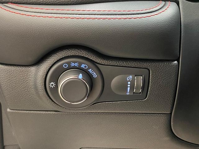 Photo of 2024 White Knuckle Clearcoat Dodge Durango