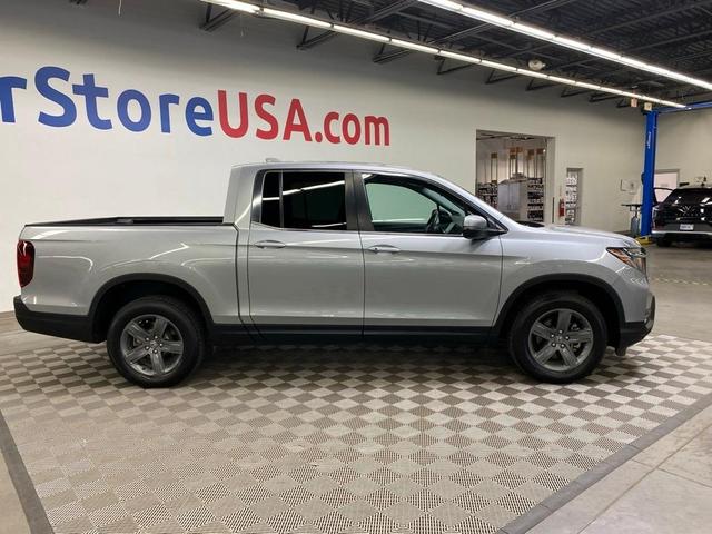 Photo of 2023 Silver Honda Ridgeline