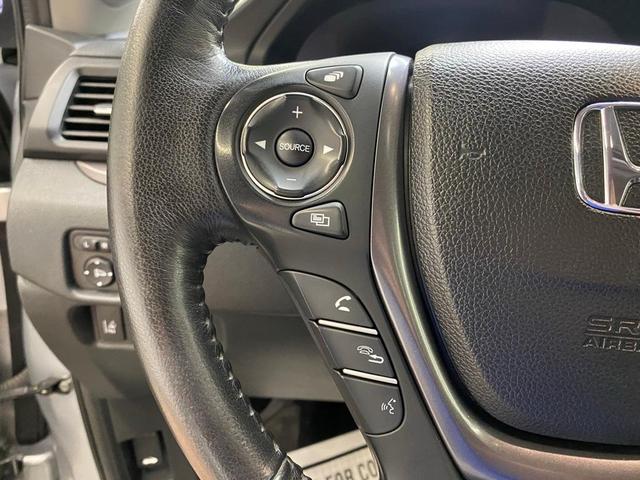 Photo of 2023 Silver Honda Ridgeline