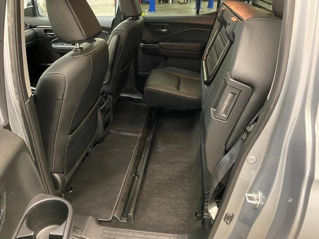 Photo of 2023 Silver Honda Ridgeline