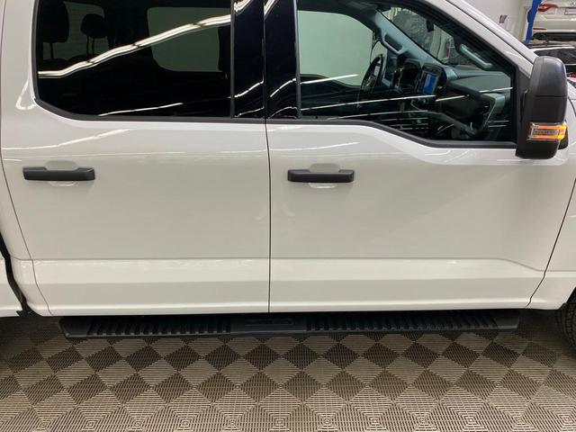 Photo of 2022 Oxford White Ford F-150