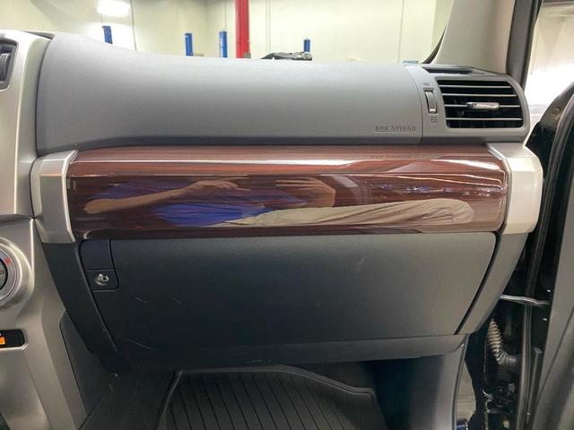 Photo of 2020 Black Toyota 4Runner