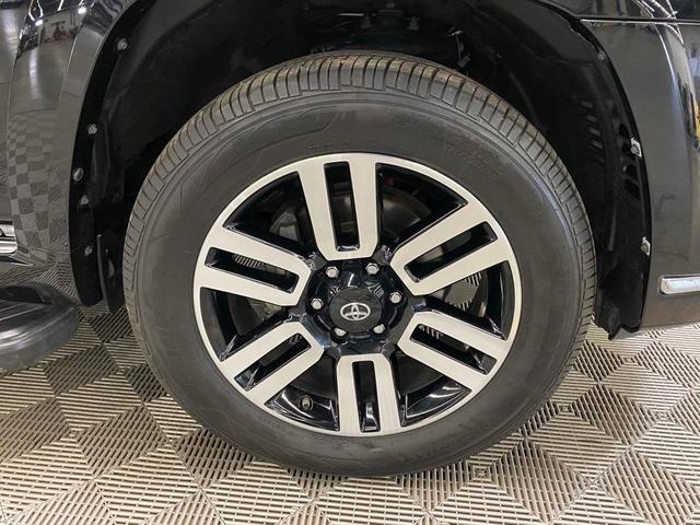 Photo of 2020 Black Toyota 4Runner