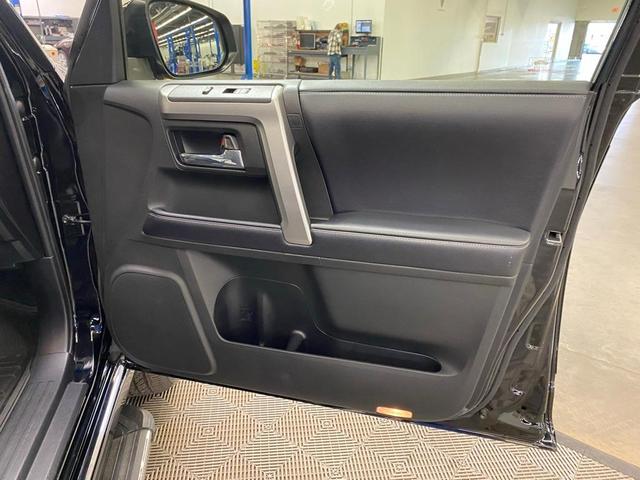 Photo of 2020 Black Toyota 4Runner