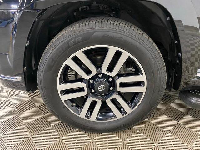 Photo of 2020 Black Toyota 4Runner