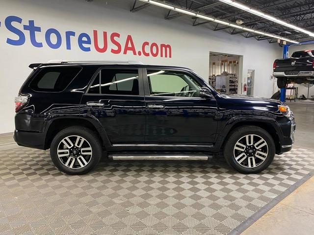 Photo of 2020 Black Toyota 4Runner