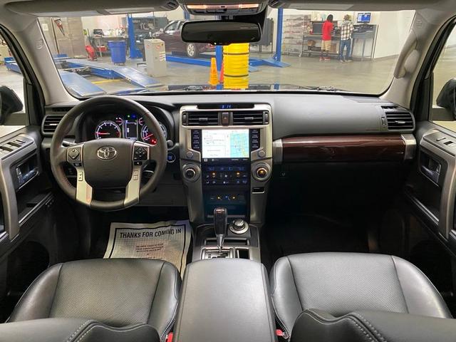 Photo of 2020 Black Toyota 4Runner