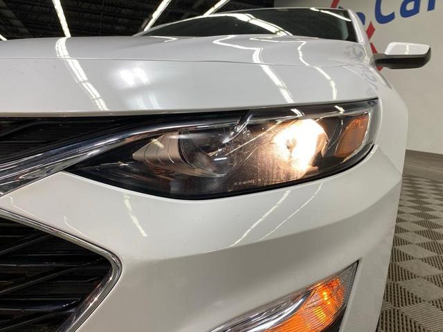 Photo of 2023 White Chevrolet Malibu