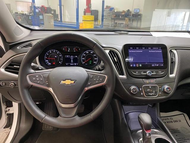 Photo of 2023 White Chevrolet Malibu