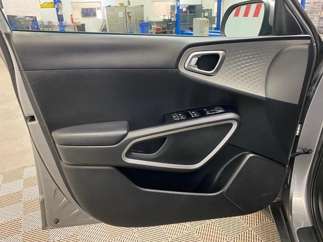 Photo of 2022 Steel Gray Kia Soul