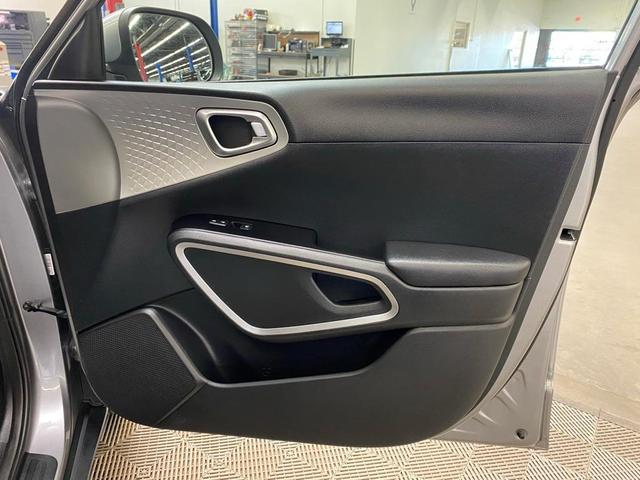 Photo of 2022 Steel Gray Kia Soul
