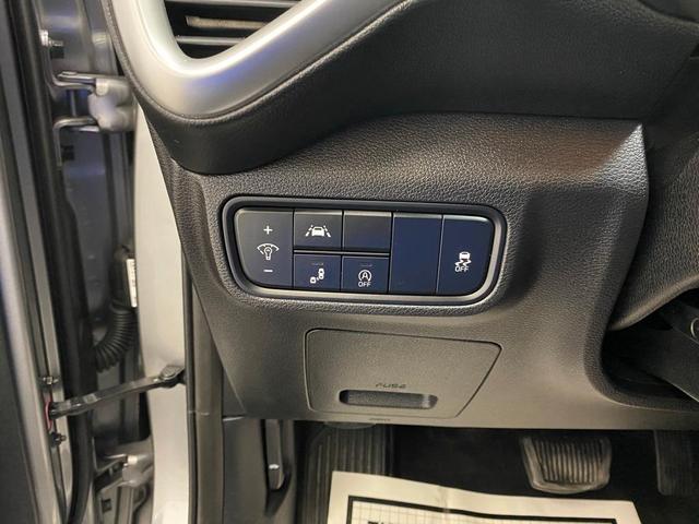 Photo of 2022 Steel Gray Kia Soul