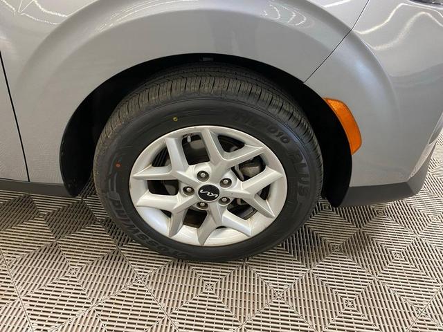Photo of 2022 Steel Gray Kia Soul