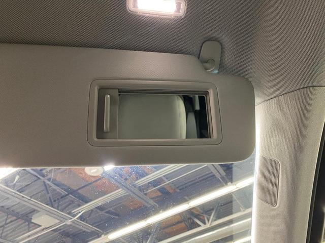 Photo of 2021 Florett Silver Metallic Audi Q5