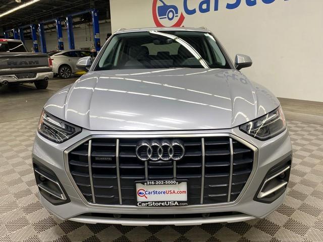 Photo of 2021 Florett Silver Metallic Audi Q5