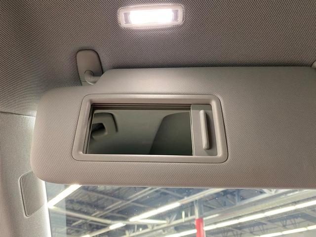 Photo of 2021 Florett Silver Metallic Audi Q5