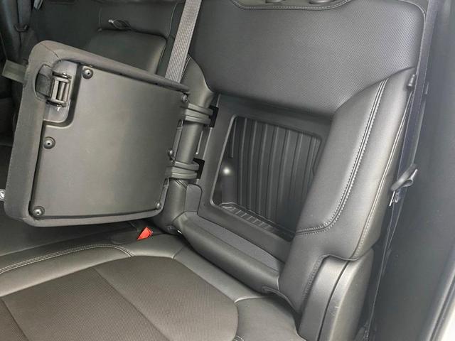 Photo of 2019 Iridescent Pearl Tricoat Chevrolet Silverado 1500