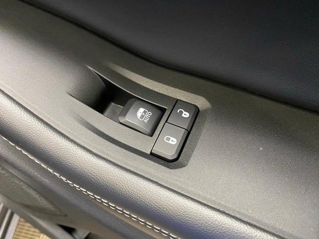 Photo of 2024 Metallic Jeep Grand Cherokee