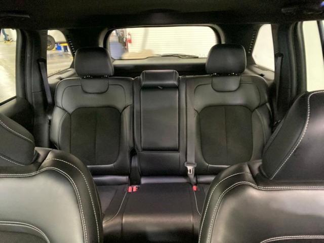 Photo of 2024 Metallic Jeep Grand Cherokee