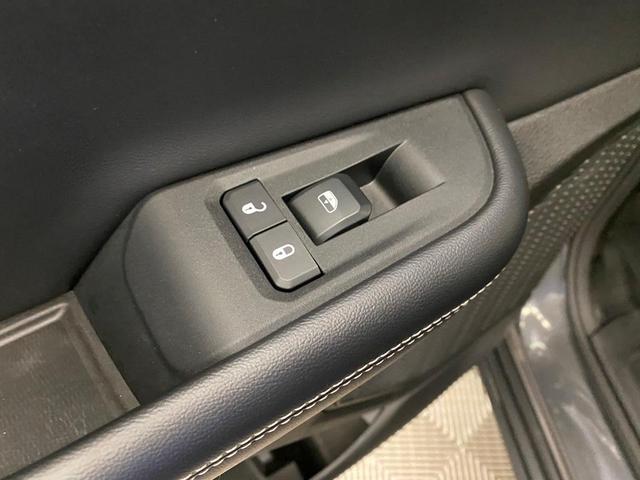 Photo of 2024 Metallic Jeep Grand Cherokee