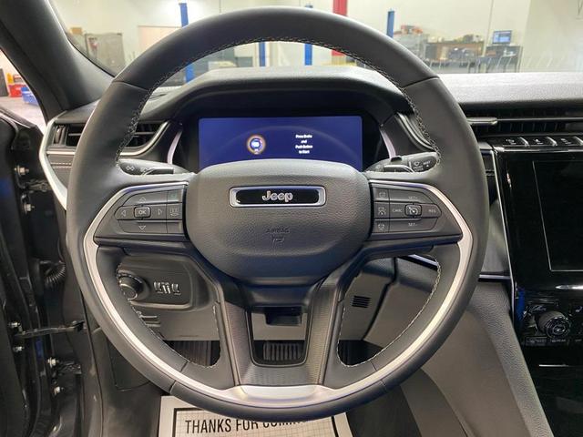 Photo of 2024 Metallic Jeep Grand Cherokee