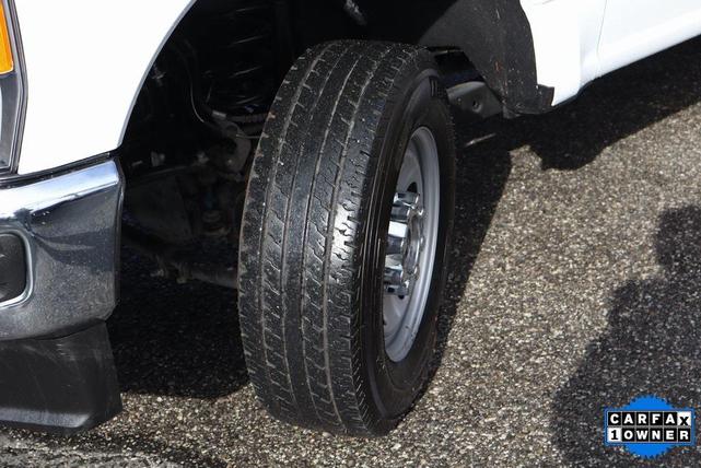 Photo of 2023 Oxford White Ford F-250