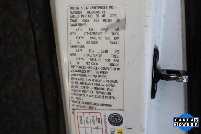Photo of 2023 Oxford White Ford F-250