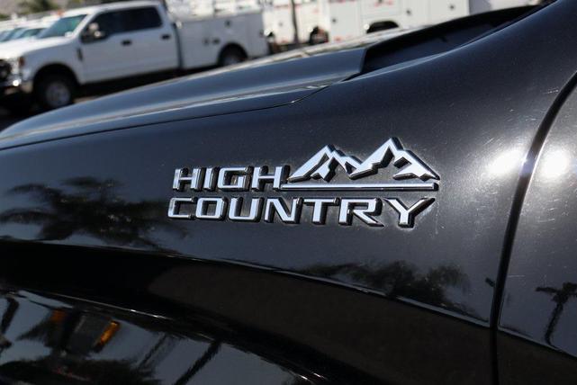 Photo of 2020 Black Chevrolet Silverado 1500