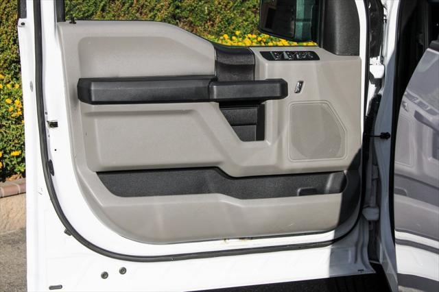 Photo of 2018 Oxford White Ford F-150