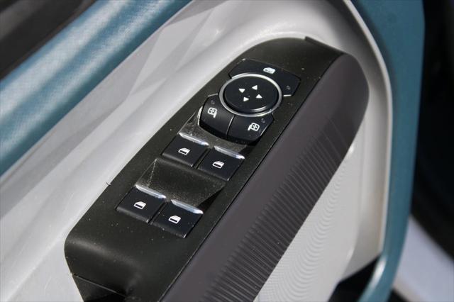 Photo of 2023 Oxford White Ford Maverick