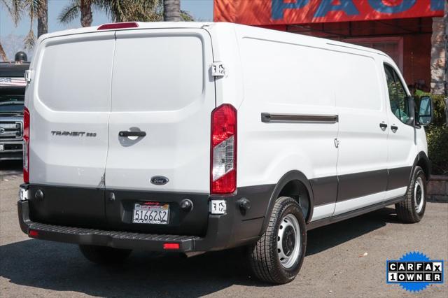 Photo of 2019 Oxford White Ford Transit-250