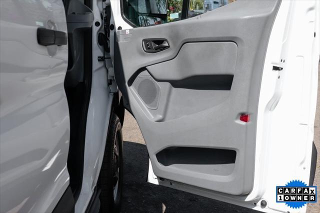 Photo of 2019 Oxford White Ford Transit-250