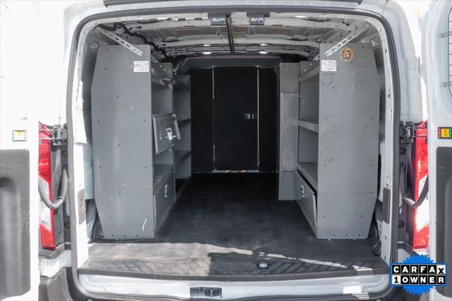 Photo of 2019 Oxford White Ford Transit-250
