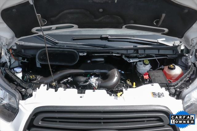 Photo of 2019 Oxford White Ford Transit-250