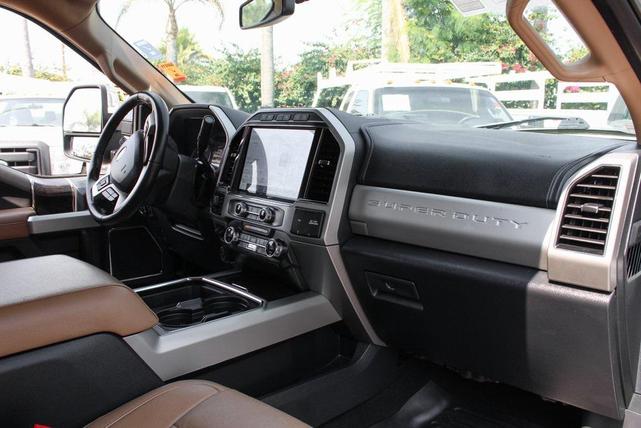 Photo of 2022 Iconic Silver Metallic Ford F-350