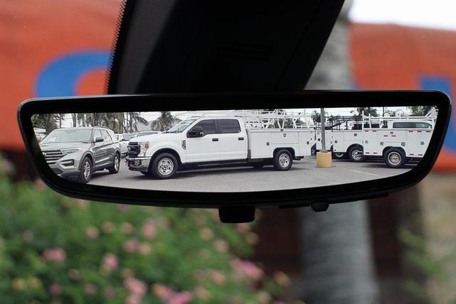 Photo of 2023 Summit White Chevrolet Traverse