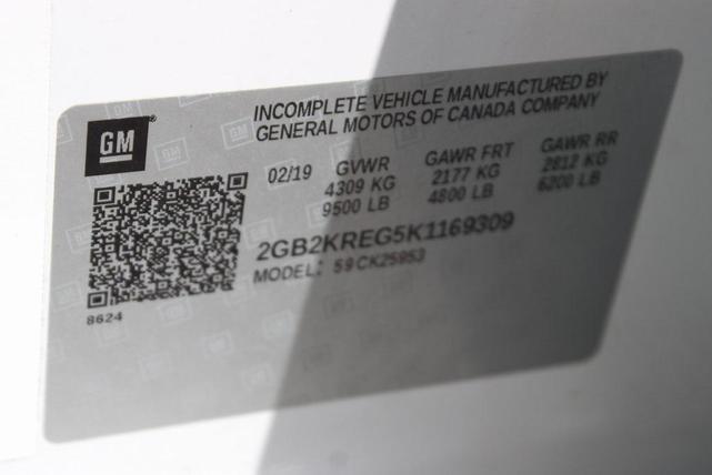 Photo of 2019 Summit White Chevrolet Silverado 2500
