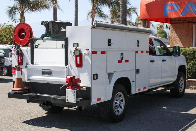Photo of 2019 Summit White Chevrolet Silverado 2500