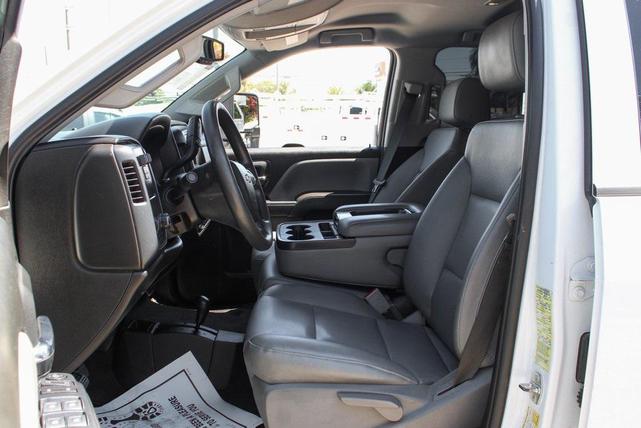 Photo of 2019 Summit White Chevrolet Silverado 2500